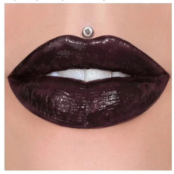 Jeffree Star Supreme Full Pigment Lip Gloss Brand New In a‎ Dark Place - Picture 3 of 3